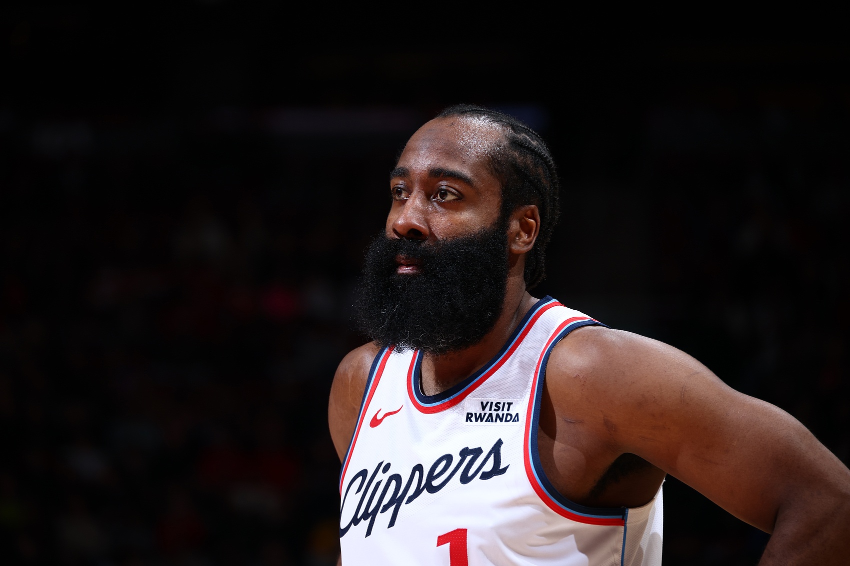 开云官网-船记：快船过去8战6胜2负 14天内辗转7座城市 飞行了8000英里