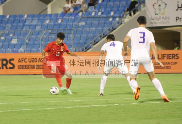 开云下载-腼腆小伙阿卜杜拉：为国青进球很爽 全力拿下沙特