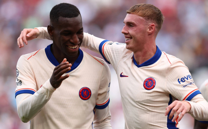 kaiyun-拒绝回归曼城！除非瓜帅下课！英超mvp太高调，还在记恨当年替补|帕尔默|瓜迪奥拉|曼联|切尔西|伊蒂哈德_新浪体育_新浪新闻