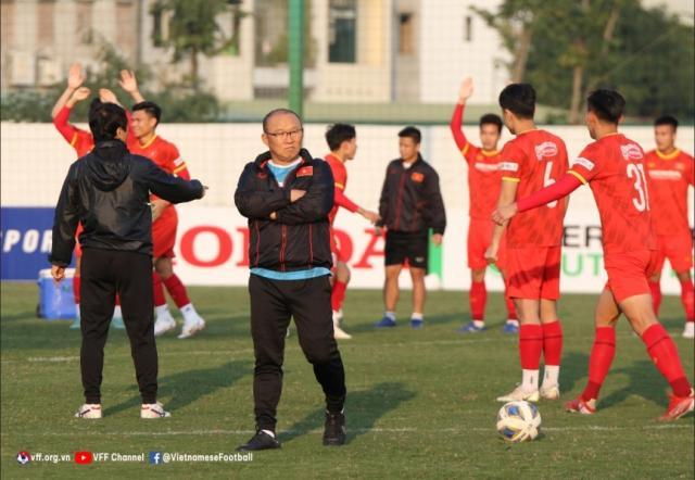 越南主帅：击败中国超越泰国 队长称要为球迷送礼