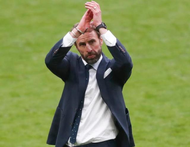 开云平台-赖斯：我们打脸了质疑 索斯盖特：把胜利献给球迷