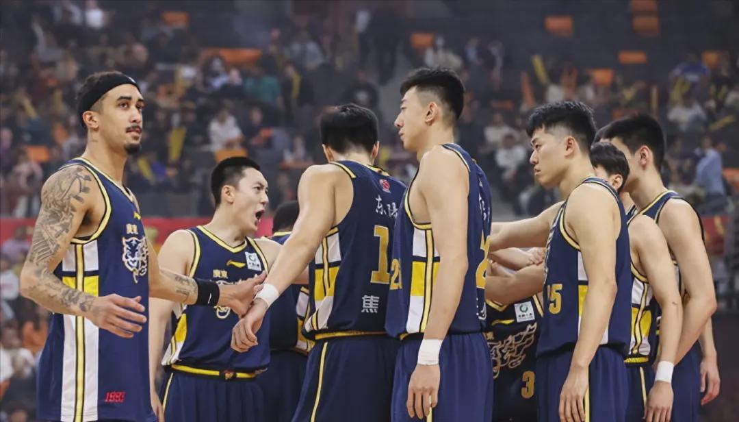 开云官网-广东最让人失望的球员！曾是CBA最顶级射手，如今越打越差