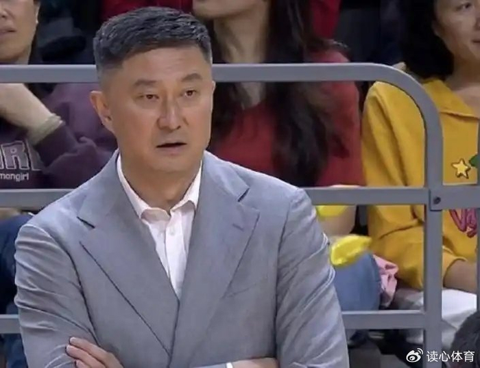 kaiyun-广东主帅被喊下课，辽宁5连胜，山东大外伤情曝光，曝林葳转会上海|山东队|广东宏远|麦考尔|辽宁男篮|广东男篮_新浪体育_新浪新闻