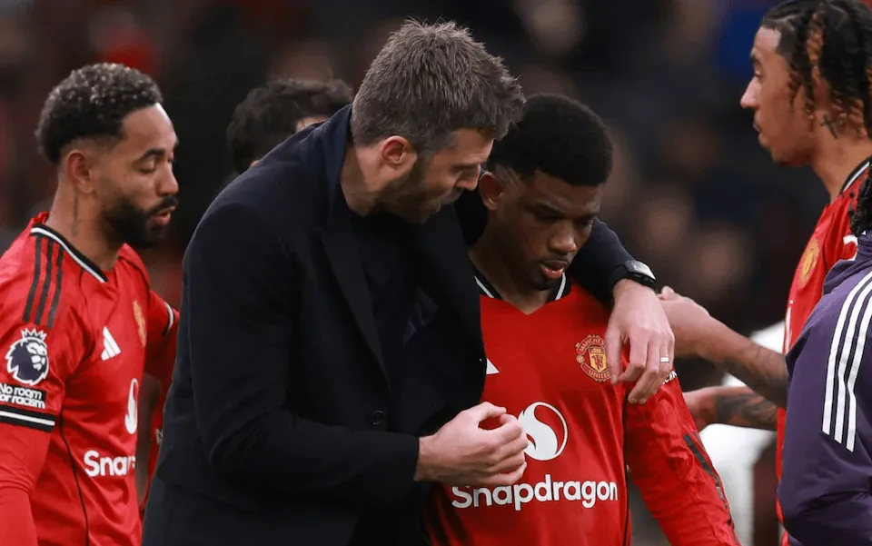 开云app-电讯报：卡里克已获曼联球员信任，将对高层决策有重要影响