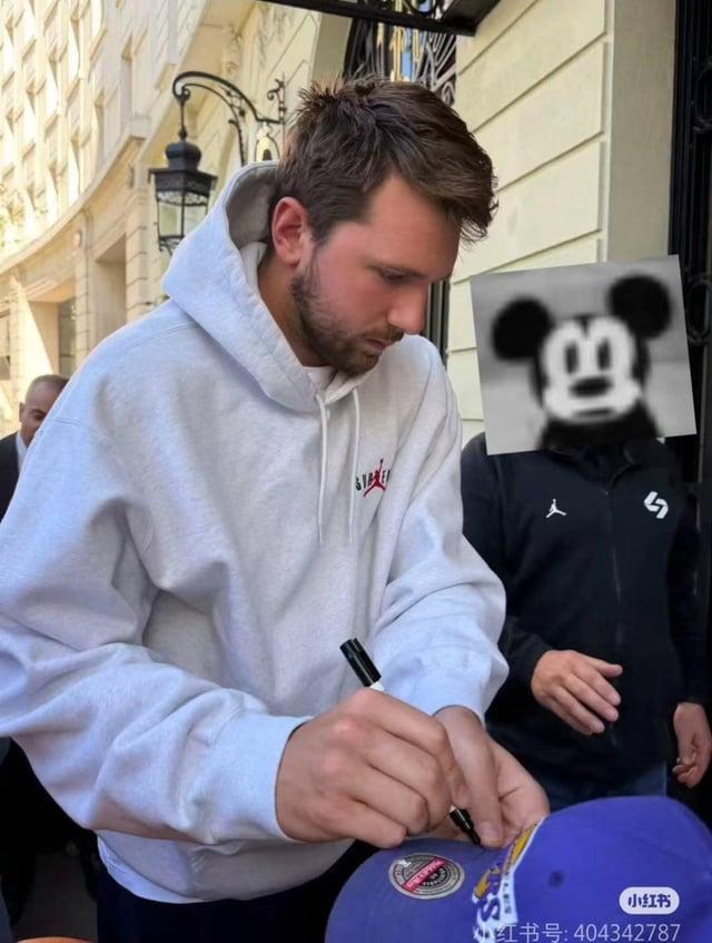 kaiyun-东契奇逃回欧洲疗伤，湖人季后赛悬了？